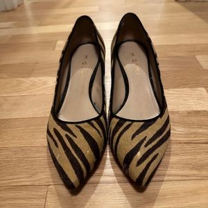 Low heeled pump by m.gemi